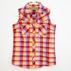 Bit & Briddle Plaid Sleeveless Pearl Snap